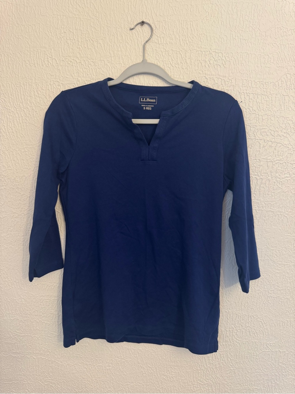 L.L. Bean Women’s' Navy Blue Long-Sleeve Notch-Neck Tee